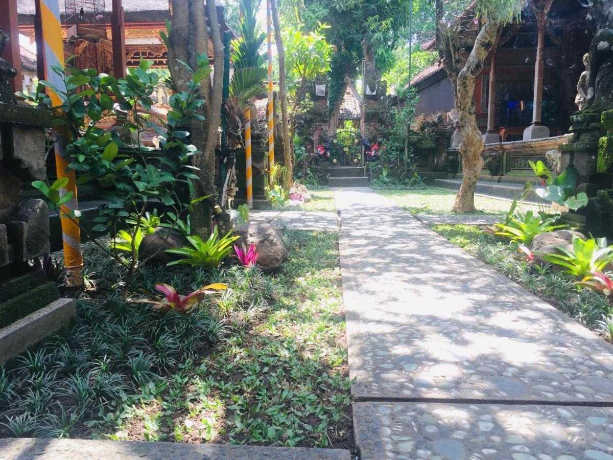 Tungeh Inn Ubud Exterior foto